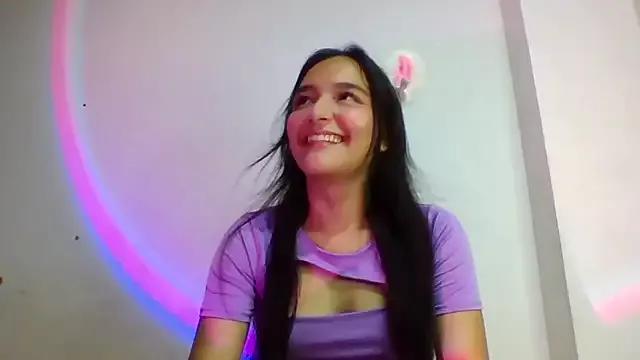 saris_kitty807 from StripChat is Freechat