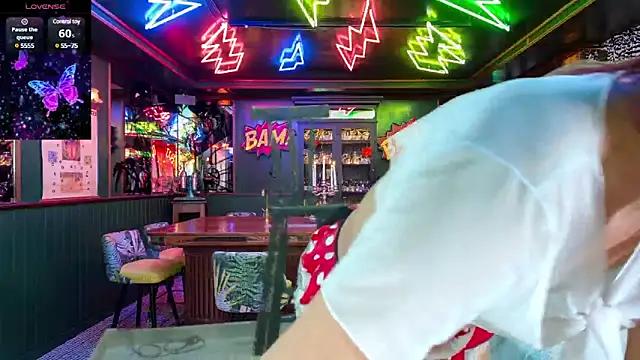 Mad beauty - checkout our excited streamers as they tease to their beloved melodies and slowly squirt for enjoyment to appease your wildest wishes.