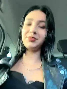 Scarlet-Sin from StripChat is Freechat