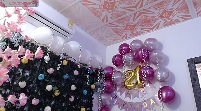 Mad beauty - checkout our excited streamers as they tease to their beloved melodies and slowly squirt for enjoyment to appease your wildest wishes.