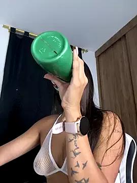 Mad beauty - checkout our excited streamers as they tease to their beloved melodies and slowly squirt for enjoyment to appease your wildest wishes.