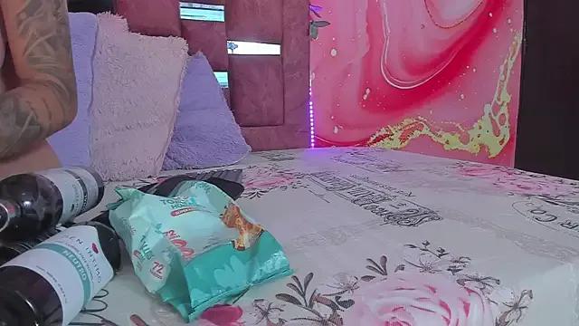 Mad beauty - checkout our excited streamers as they tease to their beloved melodies and slowly squirt for enjoyment to appease your wildest wishes.