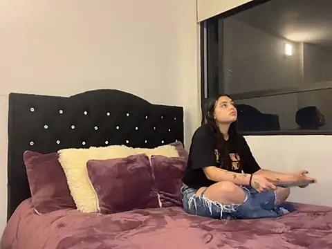Mad beauty - checkout our excited streamers as they tease to their beloved melodies and slowly squirt for enjoyment to appease your wildest wishes.