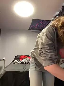 Photos of SeccySerena from StripChat is Freechat