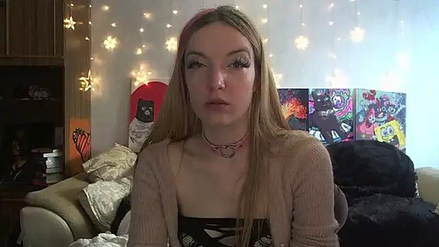 Mad beauty - checkout our excited streamers as they tease to their beloved melodies and slowly squirt for enjoyment to appease your wildest wishes.