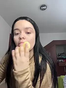 Selena_Roa from StripChat is Freechat