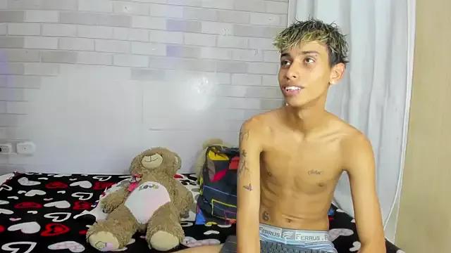 sex_deep777 from StripChat is Freechat