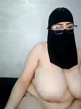 Sexy__Arab from StripChat is Freechat
