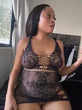 SexyDee025 from StripChat is Freechat