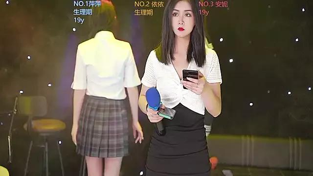 Mad beauty - checkout our excited streamers as they tease to their beloved melodies and slowly squirt for enjoyment to appease your wildest wishes.