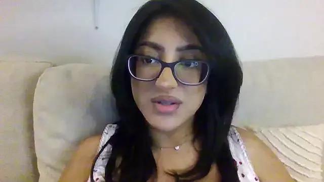 SexySophiaUK from StripChat is Freechat