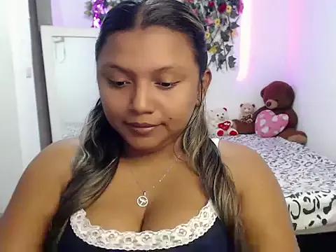 sexysusan4you from StripChat is Freechat