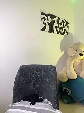 SHAILABROWN from StripChat is Freechat