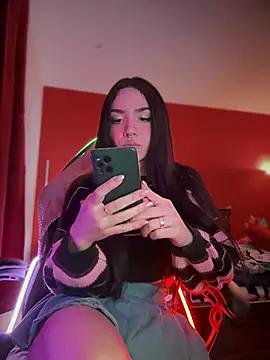 Mad beauty - checkout our excited streamers as they tease to their beloved melodies and slowly squirt for enjoyment to appease your wildest wishes.