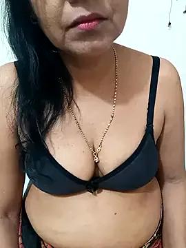 Shanu_Shah from StripChat is Freechat