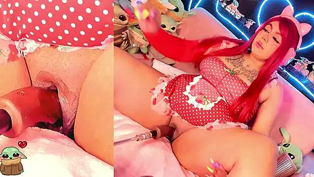 Mad beauty - checkout our excited streamers as they tease to their beloved melodies and slowly squirt for enjoyment to appease your wildest wishes.