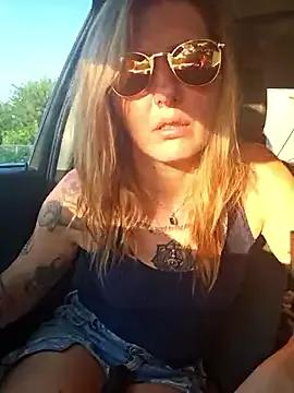 Photos of SheIsSomething from StripChat is Freechat