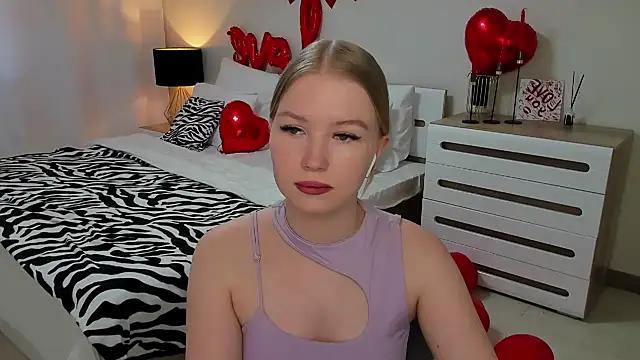 Mad beauty - checkout our excited streamers as they tease to their beloved melodies and slowly squirt for enjoyment to appease your wildest wishes.