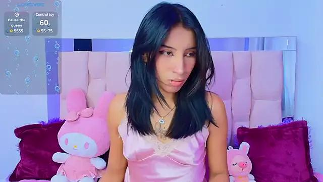 Silver_Rosex from StripChat is Freechat
