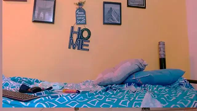 skinnyyuliana18 from StripChat is Freechat