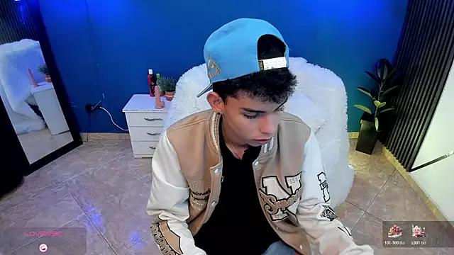 Photos of sky_jules from StripChat is Freechat