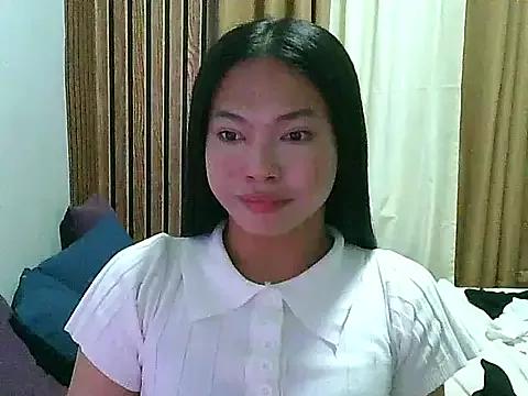 SluttyZowi from StripChat is Freechat