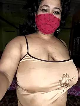 Photos of Smile-quien from StripChat is Freechat