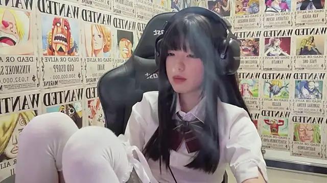 Mad beauty - checkout our excited streamers as they tease to their beloved melodies and slowly squirt for enjoyment to appease your wildest wishes.