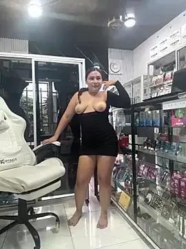 Mad beauty - checkout our excited streamers as they tease to their beloved melodies and slowly squirt for enjoyment to appease your wildest wishes.