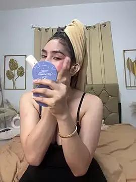 SofiaHarison from StripChat is Freechat