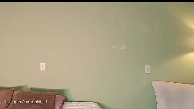 sophi_lii from StripChat is Freechat