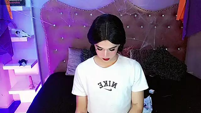 Mad beauty - checkout our excited streamers as they tease to their beloved melodies and slowly squirt for enjoyment to appease your wildest wishes.