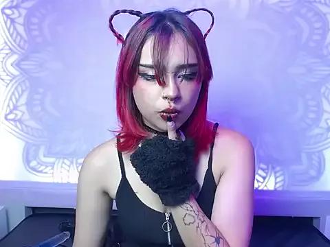 Mad beauty - checkout our excited streamers as they tease to their beloved melodies and slowly squirt for enjoyment to appease your wildest wishes.