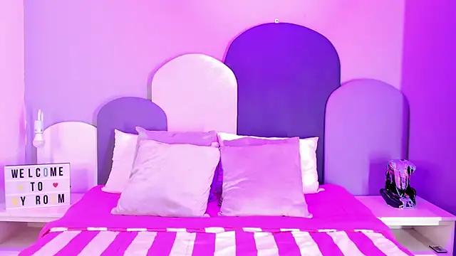 Mad beauty - checkout our excited streamers as they tease to their beloved melodies and slowly squirt for enjoyment to appease your wildest wishes.
