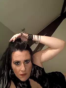 Sosso19squirt from StripChat is Freechat