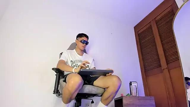 sotooliver1 from StripChat is Freechat