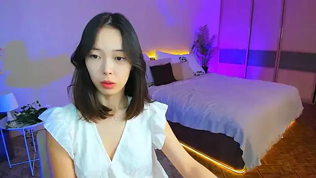 SoulHarmoonyy from StripChat is Freechat
