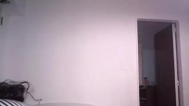 Souphicherry from StripChat is Freechat