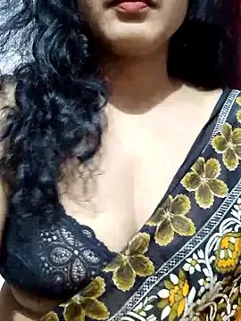 spicysuhana from StripChat is Freechat