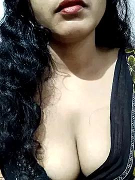 spicysuhana from StripChat is Freechat