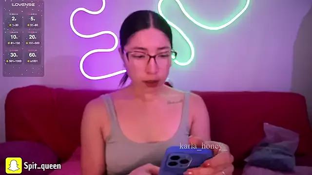 Mad beauty - checkout our excited streamers as they tease to their beloved melodies and slowly squirt for enjoyment to appease your wildest wishes.