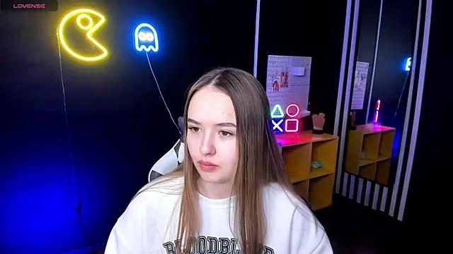 Mad beauty - checkout our excited streamers as they tease to their beloved melodies and slowly squirt for enjoyment to appease your wildest wishes.