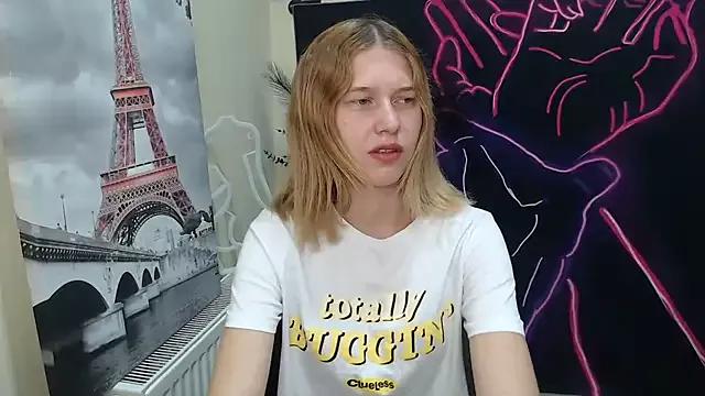Mad beauty - checkout our excited streamers as they tease to their beloved melodies and slowly squirt for enjoyment to appease your wildest wishes.