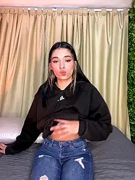 Mad beauty - checkout our excited streamers as they tease to their beloved melodies and slowly squirt for enjoyment to appease your wildest wishes.