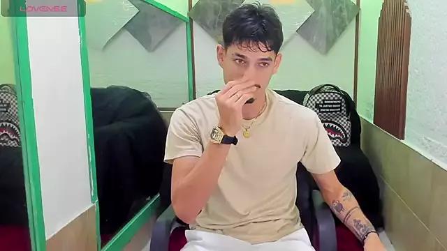 Stevengreen_ from StripChat is Freechat