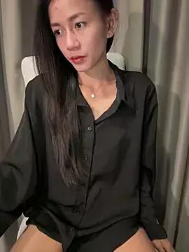 sunasianangel from StripChat is Freechat