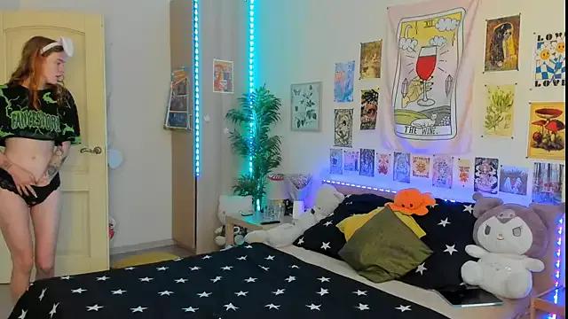 Mad beauty - checkout our excited streamers as they tease to their beloved melodies and slowly squirt for enjoyment to appease your wildest wishes.