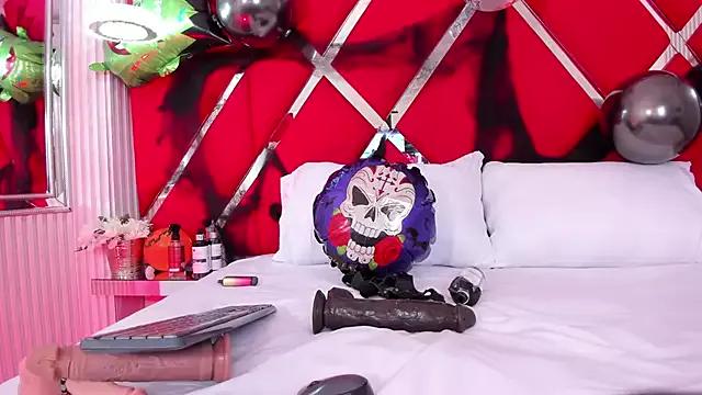 Mad beauty - checkout our excited streamers as they tease to their beloved melodies and slowly squirt for enjoyment to appease your wildest wishes.