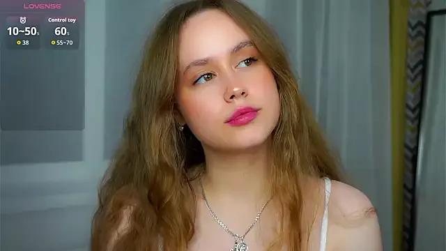 SusannaScholler from StripChat is Freechat