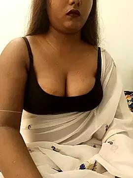 Swaalina from StripChat is Freechat
